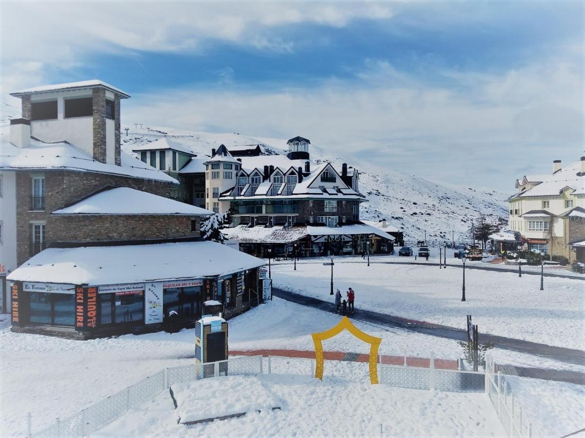 Ski & Snow Apartmentos By Todosierranevada - Plaza Principal Junto A Los Telecabinas Serra Nevada Exterior foto