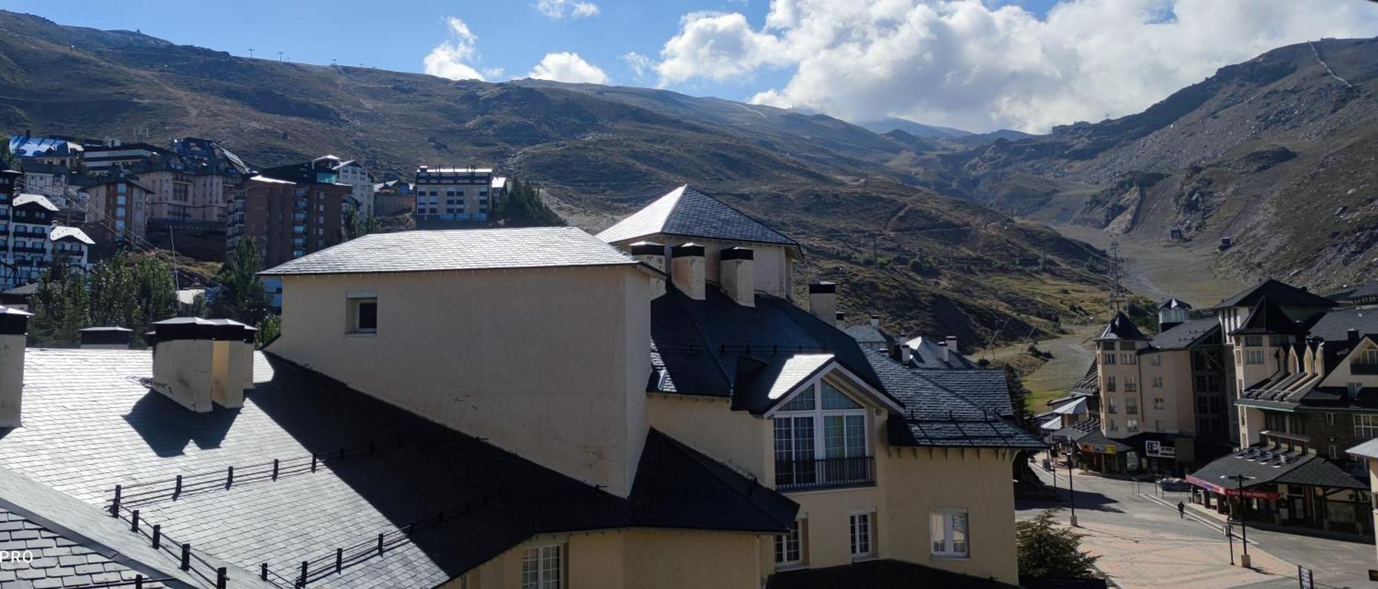 Ski & Snow Apartmentos By Todosierranevada - Plaza Principal Junto A Los Telecabinas Serra Nevada Exterior foto