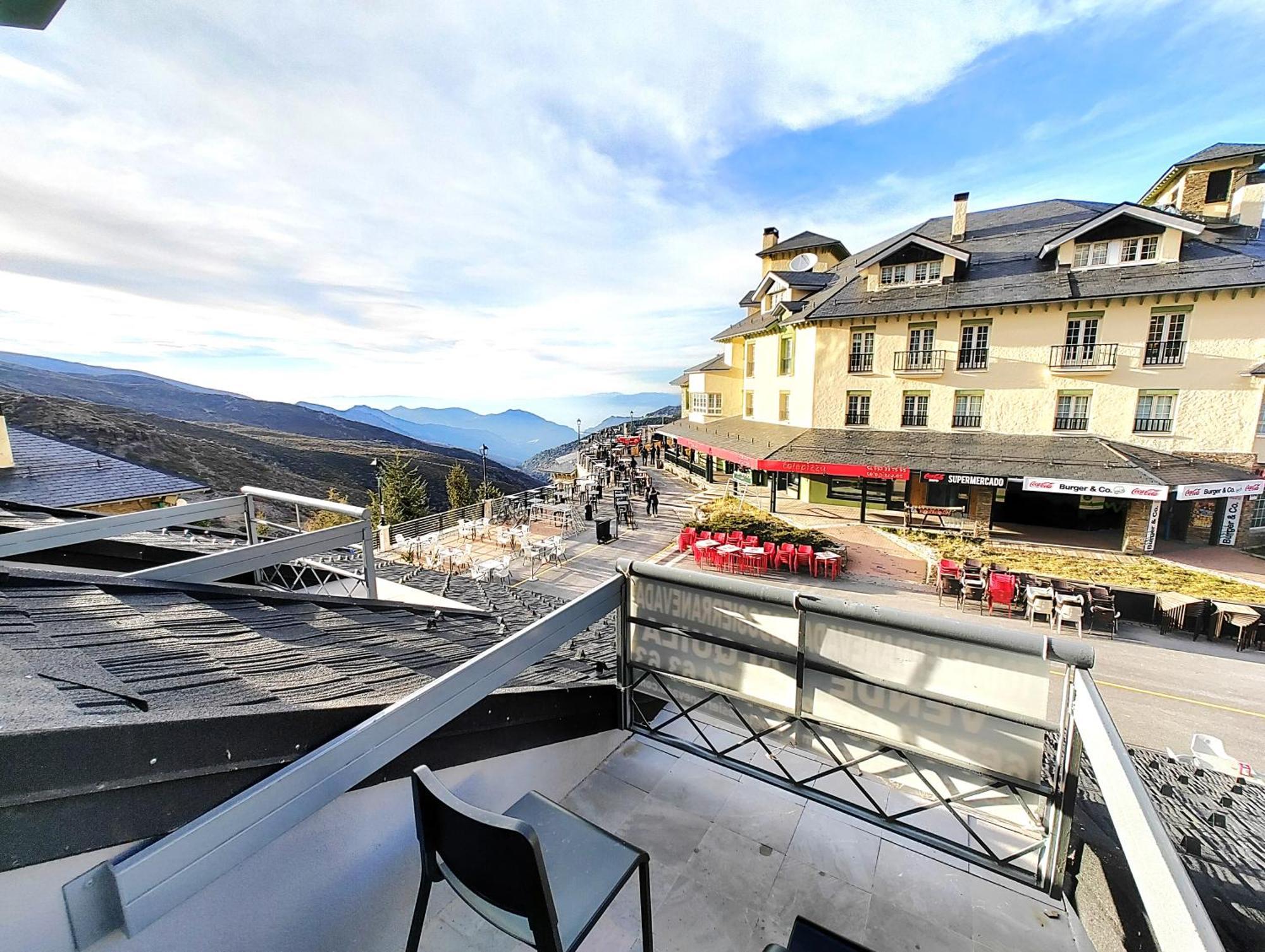 Ski & Snow Apartmentos By Todosierranevada - Plaza Principal Junto A Los Telecabinas Serra Nevada Exterior foto